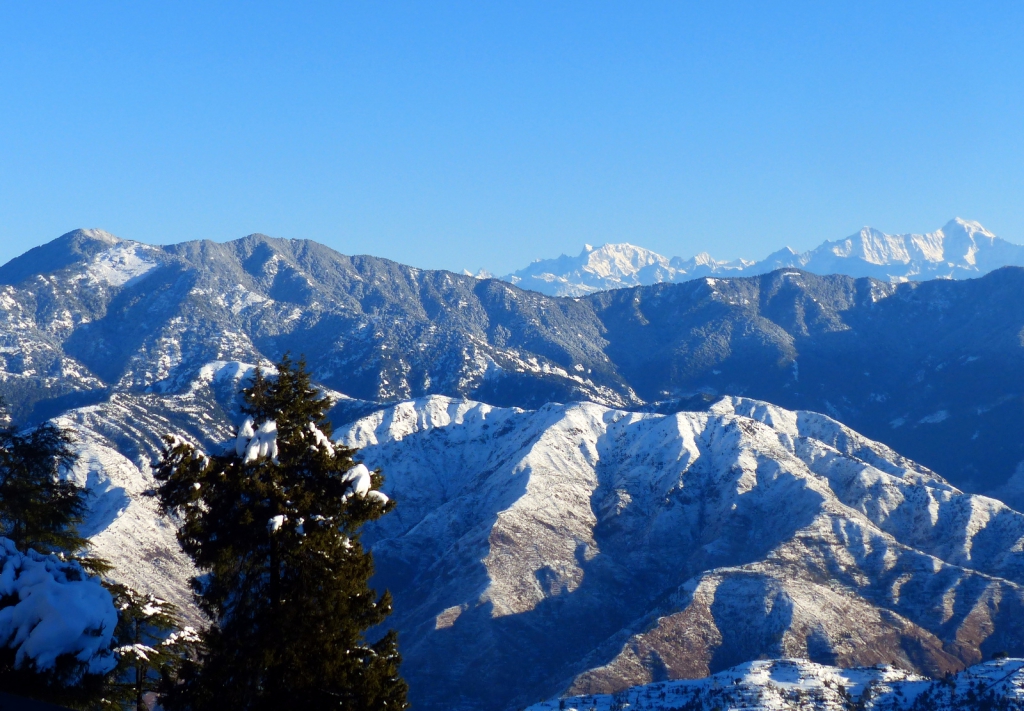 Himalayas-Nag-Tibba-Snow peaks
